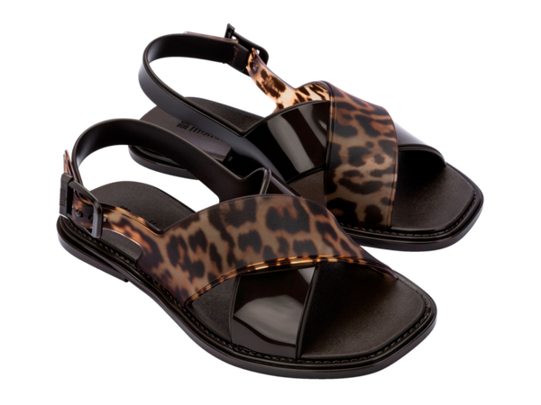 MELISSA CLEO SANDAL AD