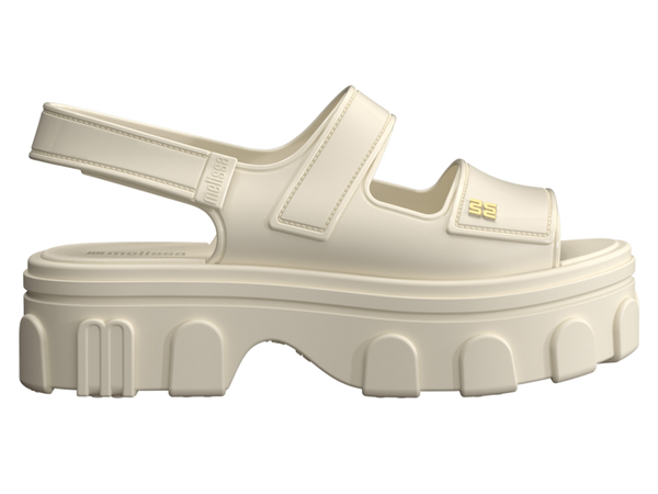 MELISSA ELLA MOVE AD