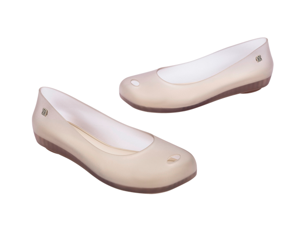 MELISSA ULTRAGIRL FUTURA AD