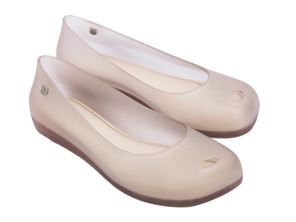 MELISSA ULTRAGIRL FUTURA AD